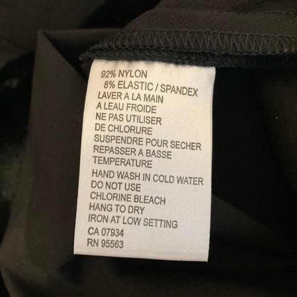 SIMON CHAN Black Shift Dress w/ Faux Fur Trim and Matching Pouch, size 4 - Picture 6 of 7